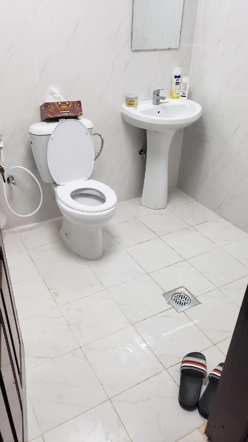 Yahia Guest House Abú Dhabí Exteriér fotografie