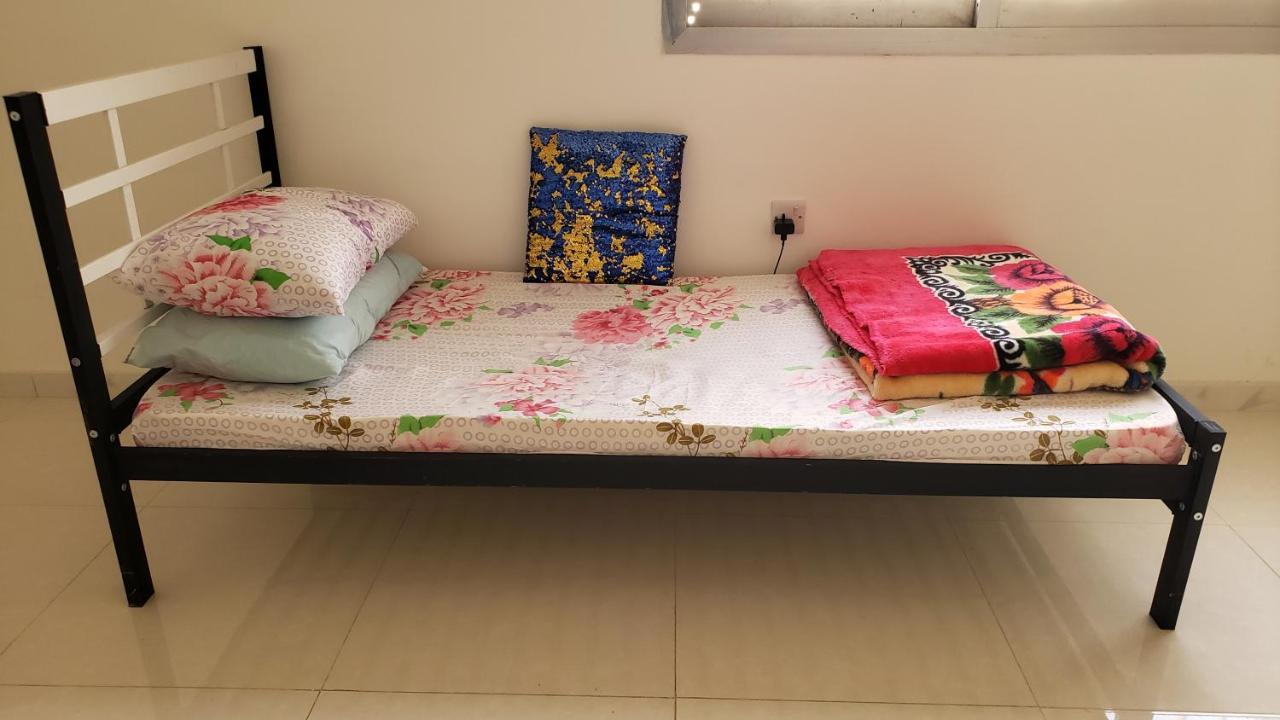 Yahia Guest House Abú Dhabí Exteriér fotografie
